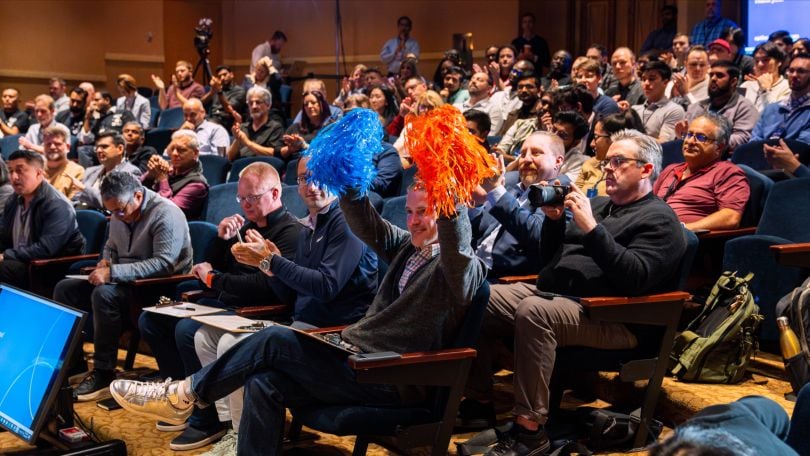 Optimum employees in the audience of a Hackathon